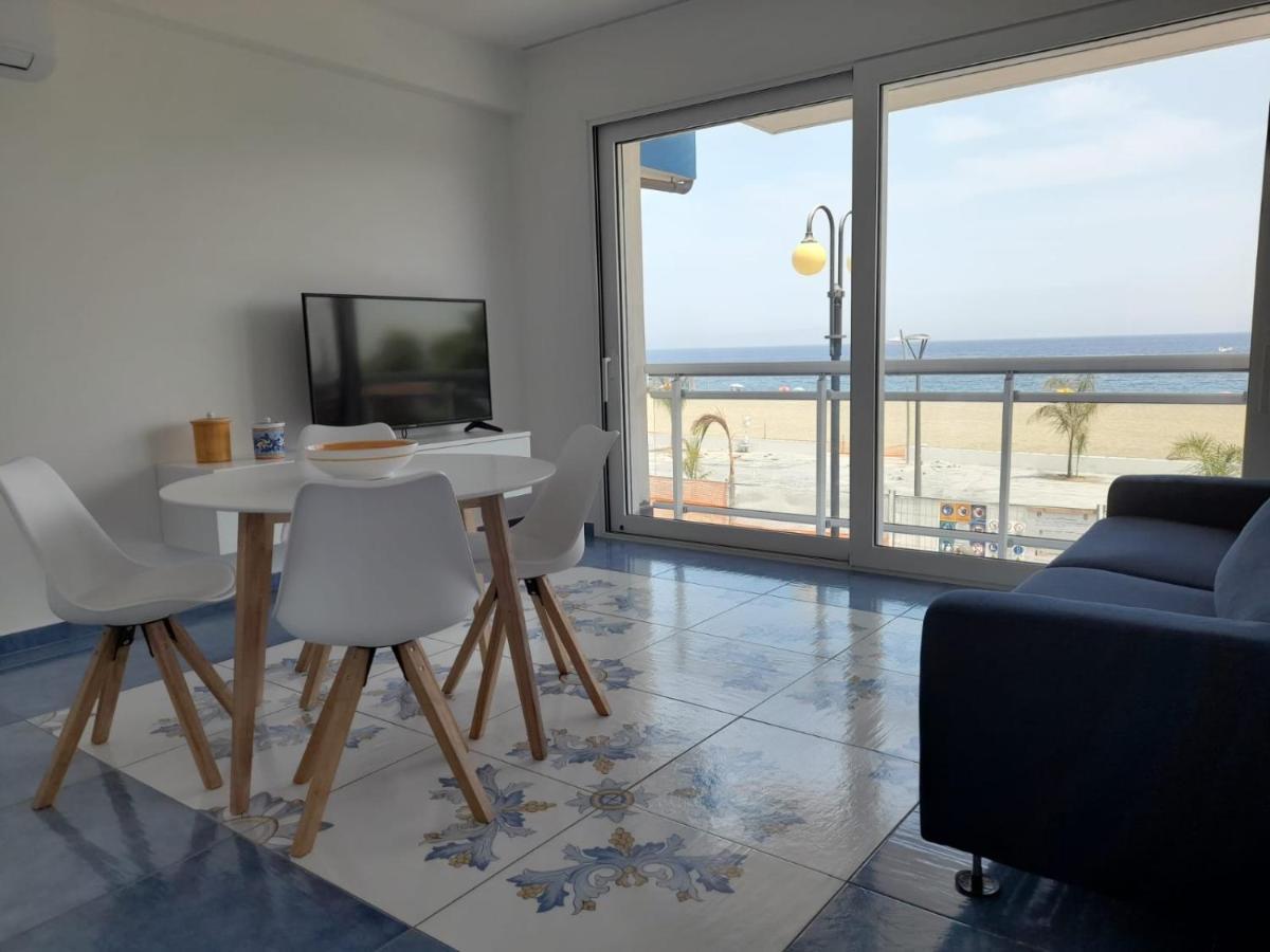 Vista Eolie Apartment Patti Bagian luar foto